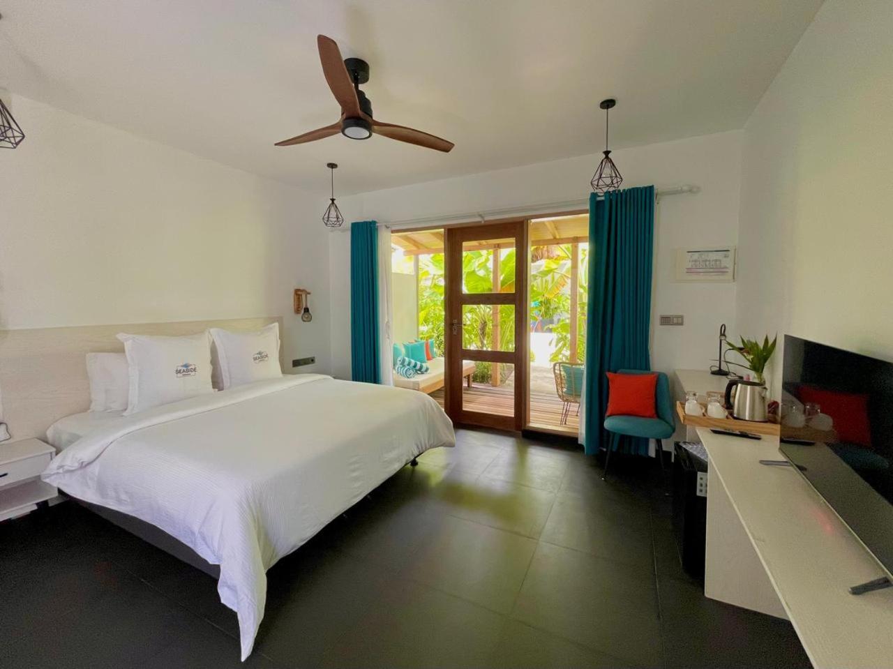 Seaside Dhigurah Hotel Дхигура Екстериор снимка